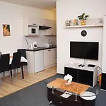 Lägenhet Kingaapartman