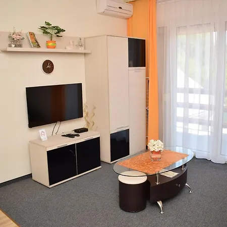 Kingaapartman Apartment